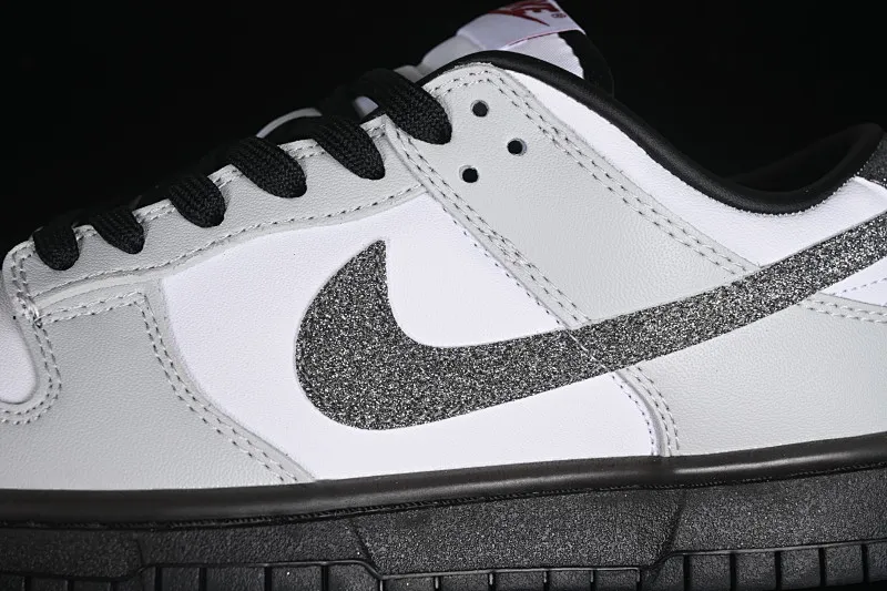 All categories Nk SB Dunk series Nk SB Dunk Low low-top sneakers Nk Dunk Low "Glitter Swoosh" light silver SB low-top casual sneakers HQ3462-191